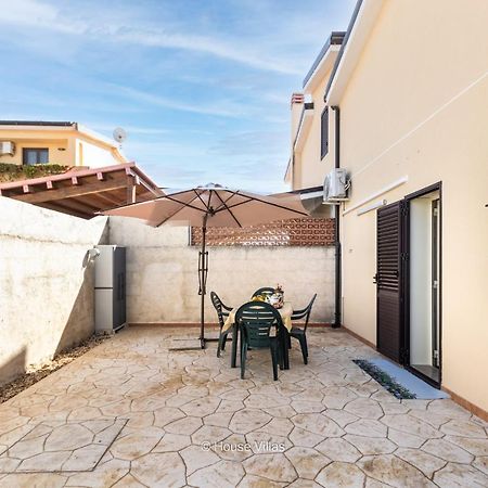 Villa Queen Dany Lido di Noto Екстер'єр фото