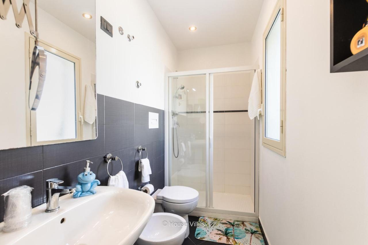 Villa Queen Dany Lido di Noto Екстер'єр фото